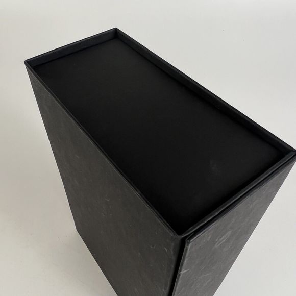 Oakley Empty box only *NO SUNGLASSES* BOX ONLY - Picture 9 of 12